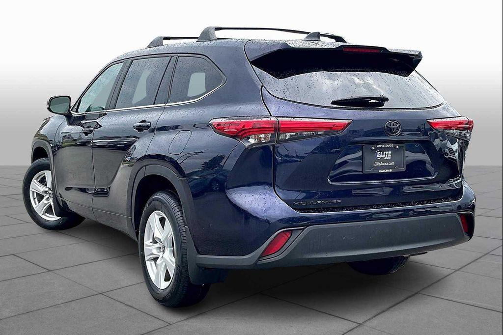 used 2023 Toyota Highlander car, priced at $32,587