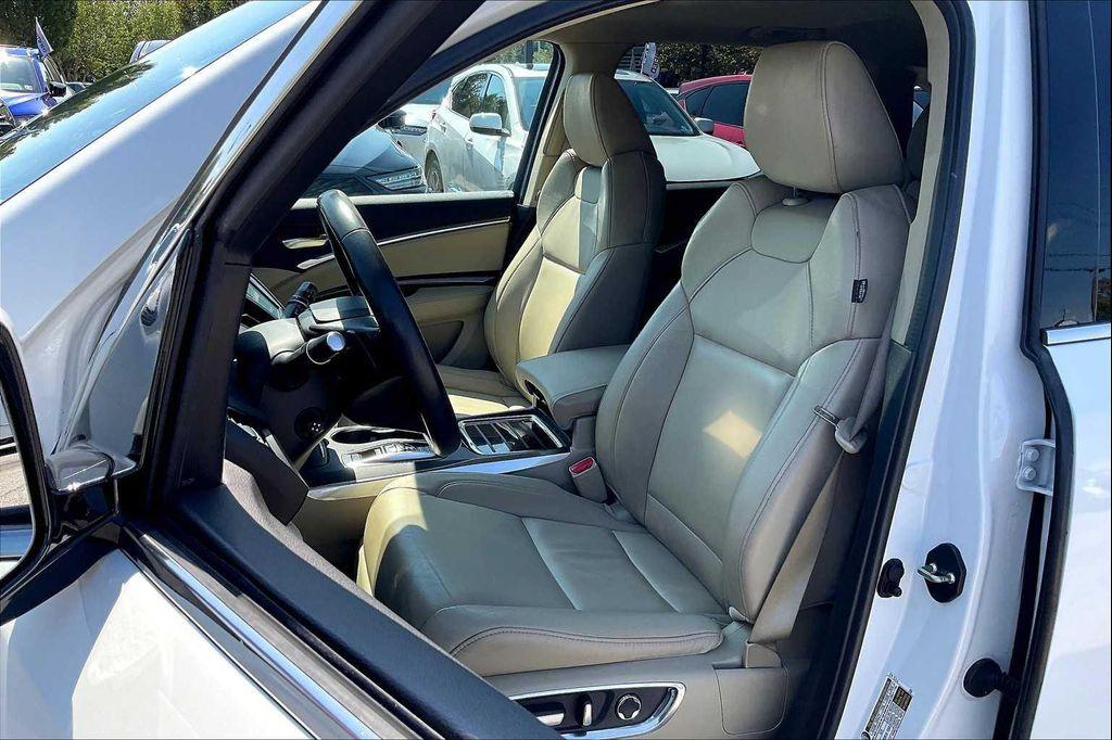 used 2020 Acura MDX car, priced at $29,587