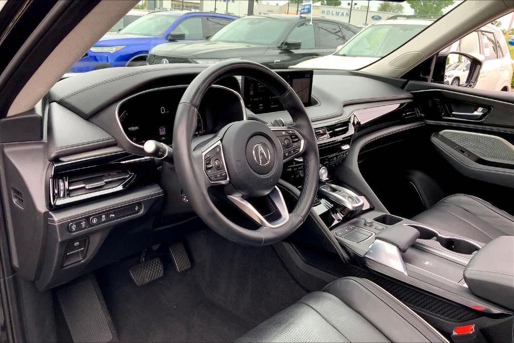 used 2022 Acura MDX car, priced at $43,387