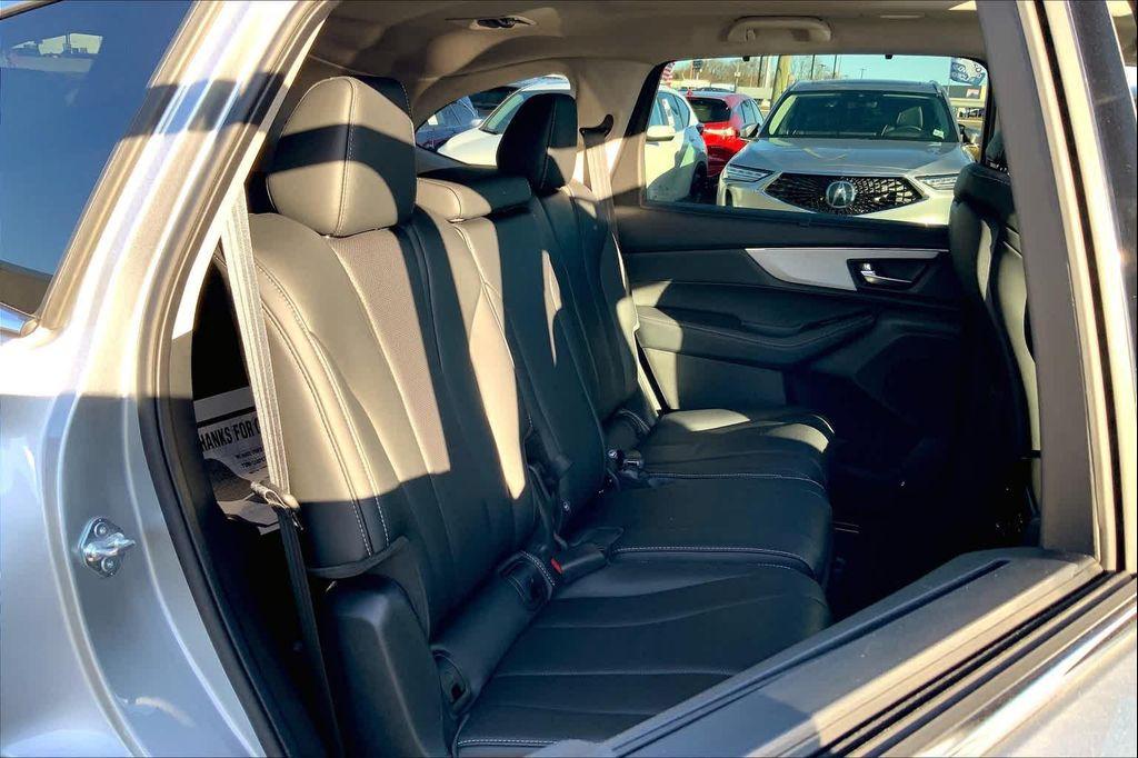 used 2024 Acura MDX car, priced at $48,187