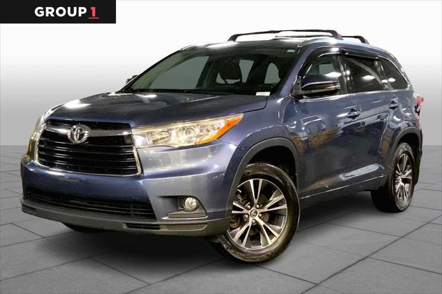 used 2016 Toyota Highlander car, priced at $17,587