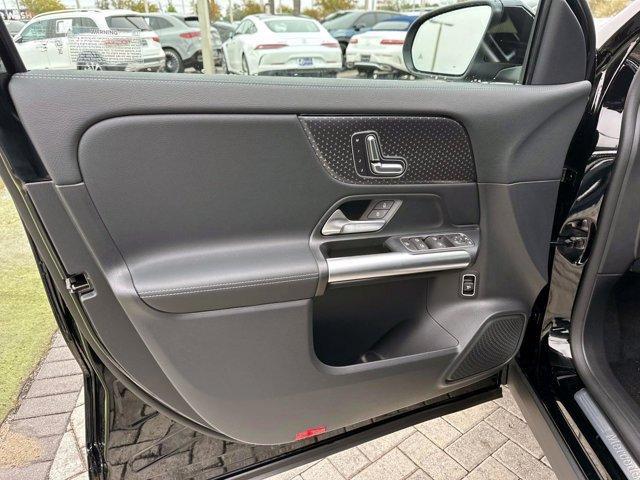 used 2025 Mercedes-Benz GLA 250 car