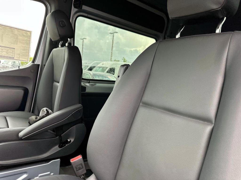 new 2025 Mercedes-Benz Sprinter 2500 car, priced at $68,131