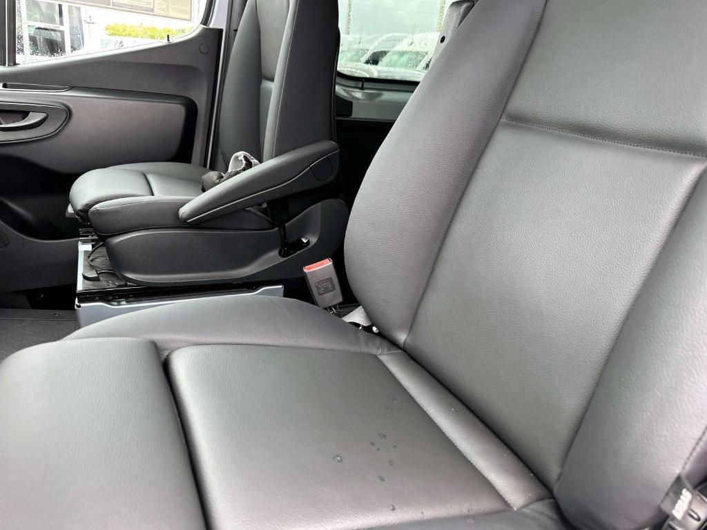 new 2025 Mercedes-Benz Sprinter 2500 car, priced at $68,131