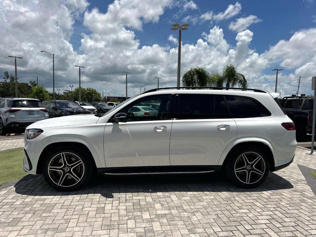 new 2025 Mercedes-Benz GLS 450 car, priced at $97,430