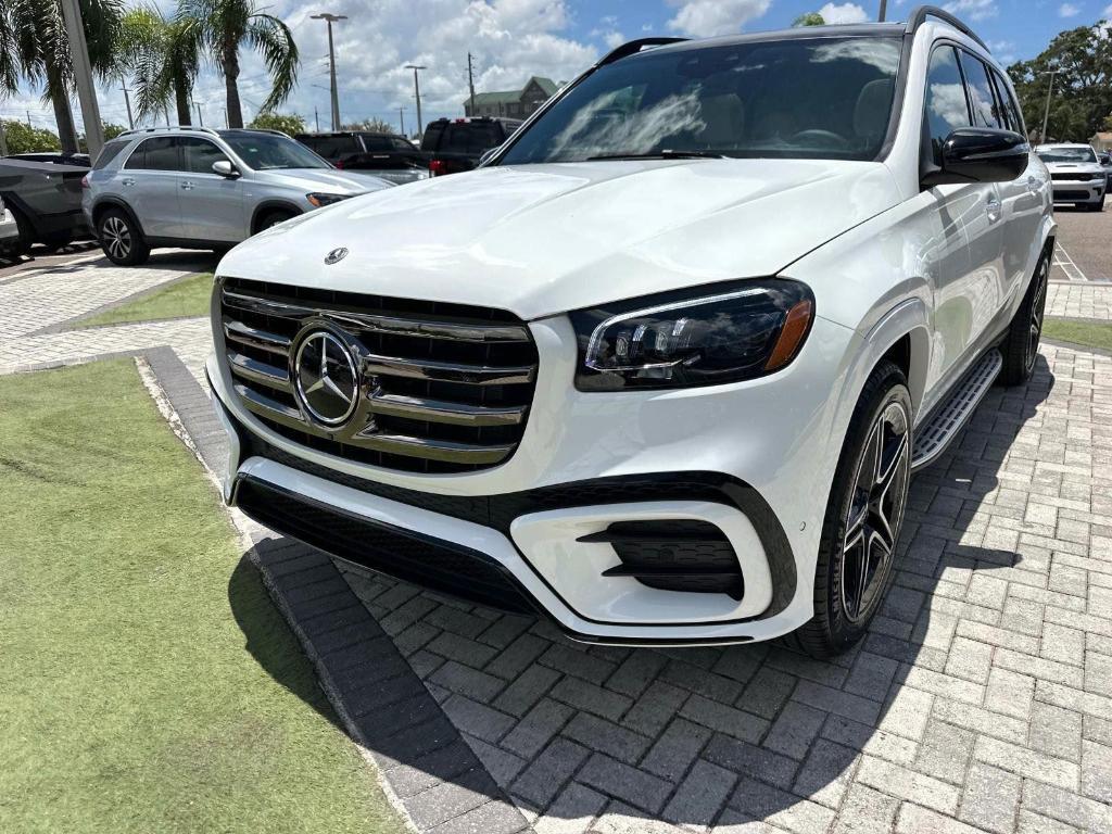 new 2025 Mercedes-Benz GLS 450 car, priced at $97,430