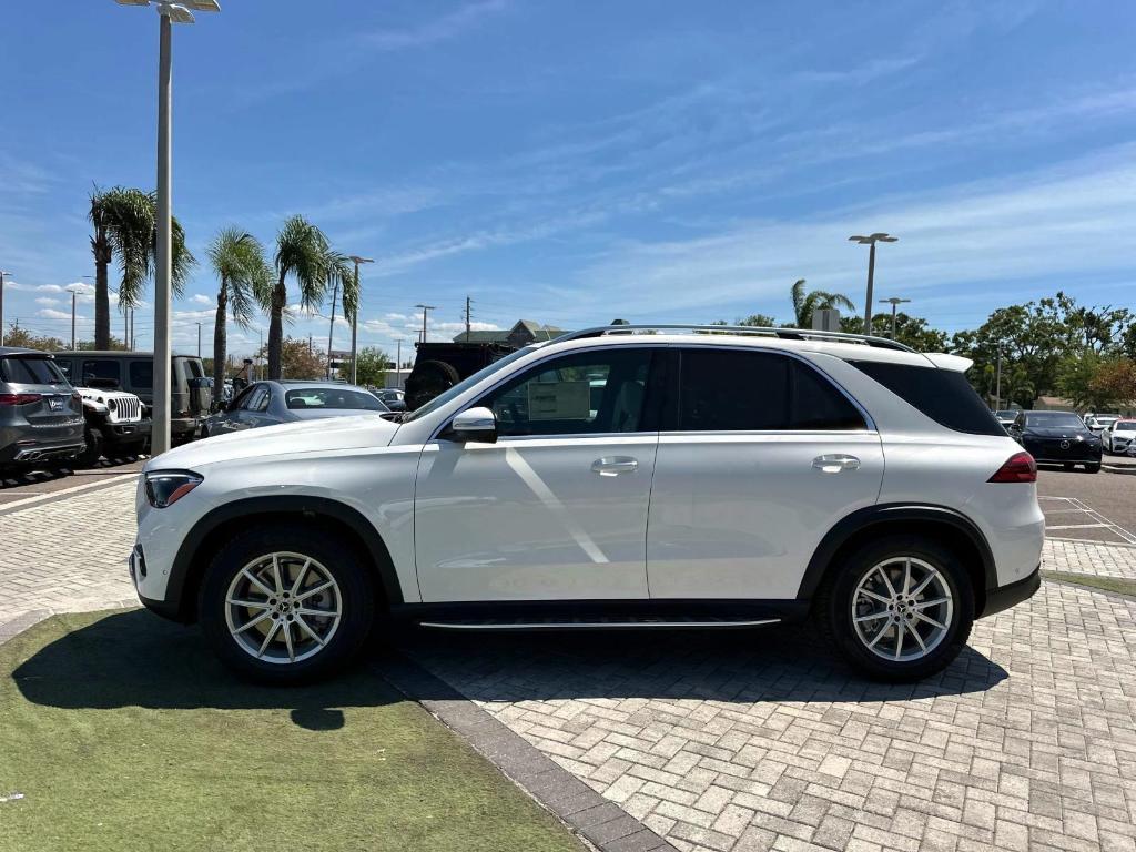 new 2025 Mercedes-Benz GLE 450 car, priced at $76,190