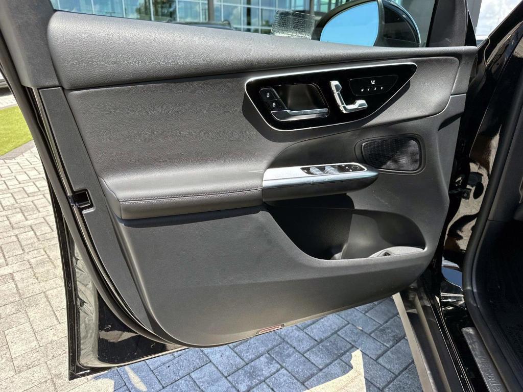 new 2025 Mercedes-Benz GLC 350e car, priced at $63,650