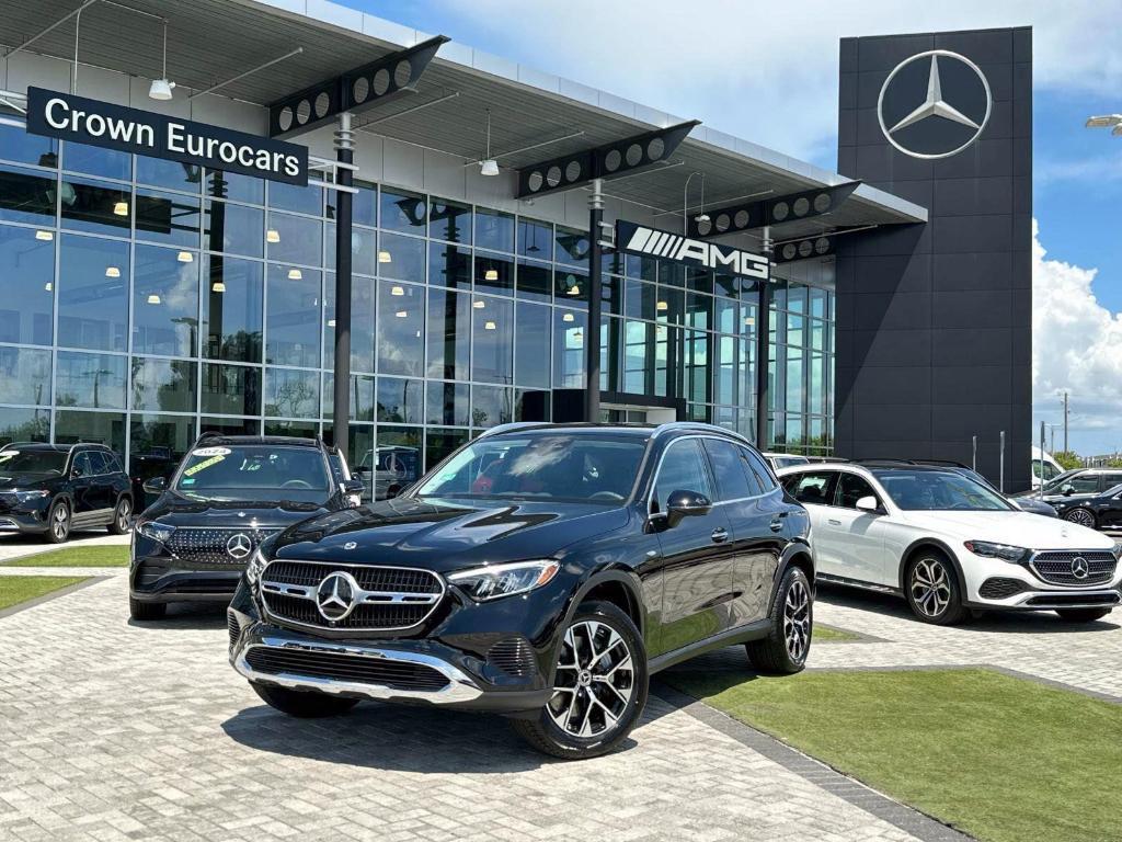 new 2025 Mercedes-Benz GLC 350e car, priced at $63,650
