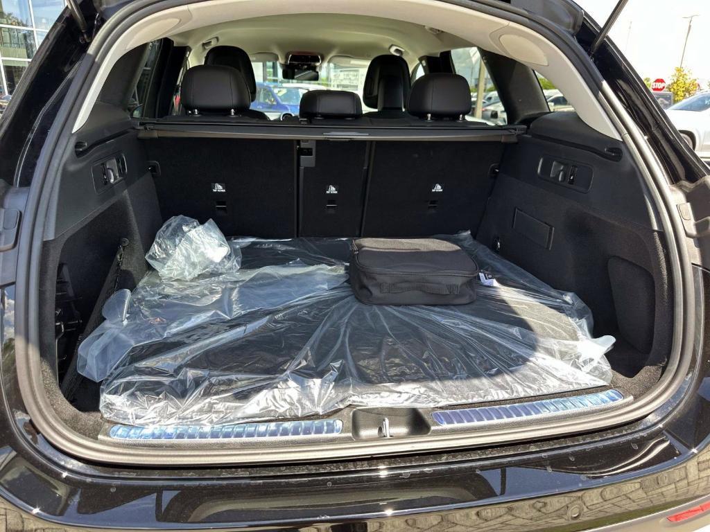 new 2025 Mercedes-Benz GLC 350e car, priced at $63,650