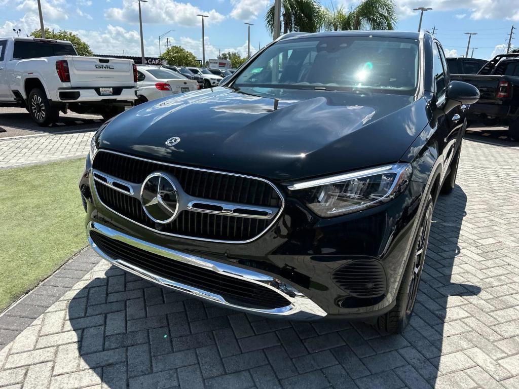 new 2025 Mercedes-Benz GLC 350e car, priced at $63,650