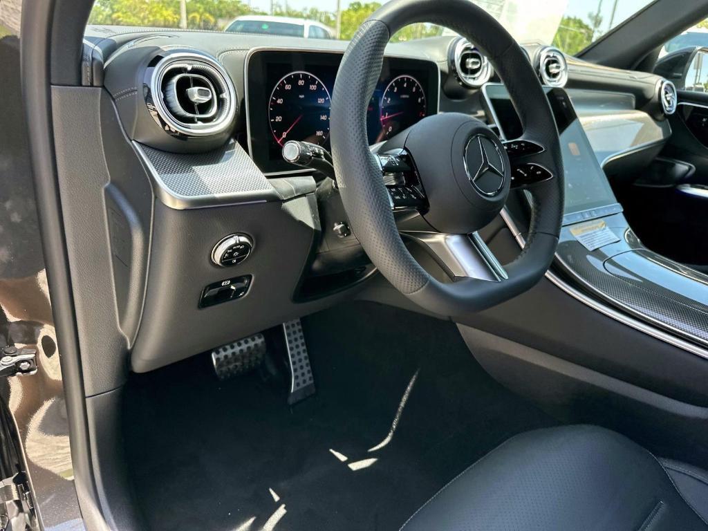 new 2025 Mercedes-Benz GLC 300 car, priced at $57,485