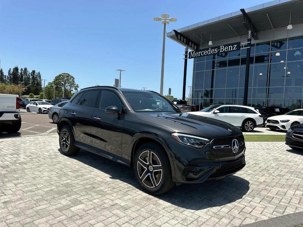 new 2025 Mercedes-Benz GLC 300 car, priced at $57,485