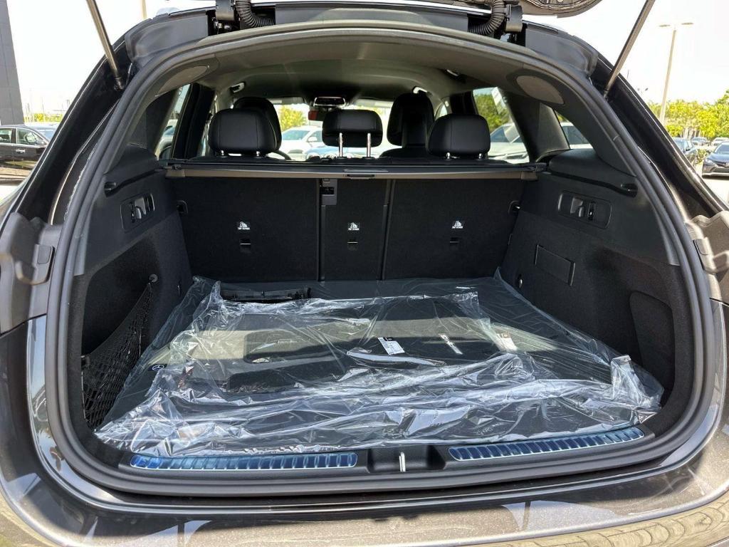 new 2025 Mercedes-Benz GLC 300 car, priced at $57,485