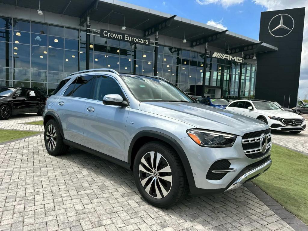 new 2025 Mercedes-Benz GLE 450e car, priced at $79,010