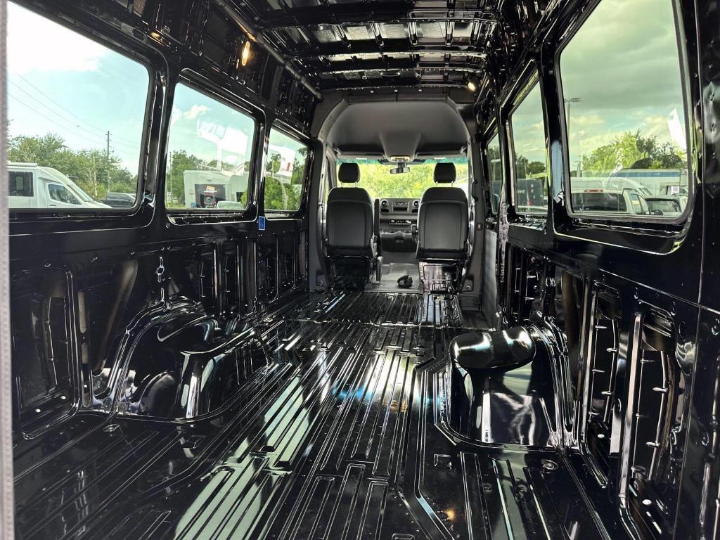 new 2025 Mercedes-Benz Sprinter 3500 car, priced at $77,144