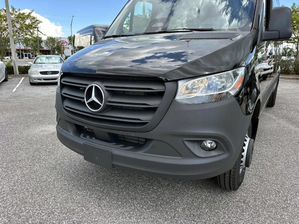 new 2025 Mercedes-Benz Sprinter 3500 car, priced at $77,144