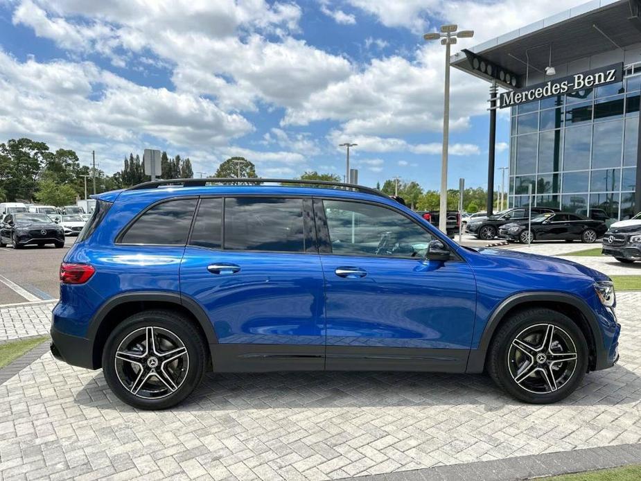 new 2024 Mercedes-Benz GLB 250 car, priced at $53,670