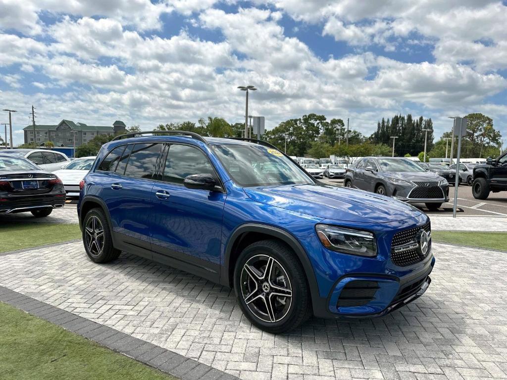 new 2024 Mercedes-Benz GLB 250 car, priced at $53,670