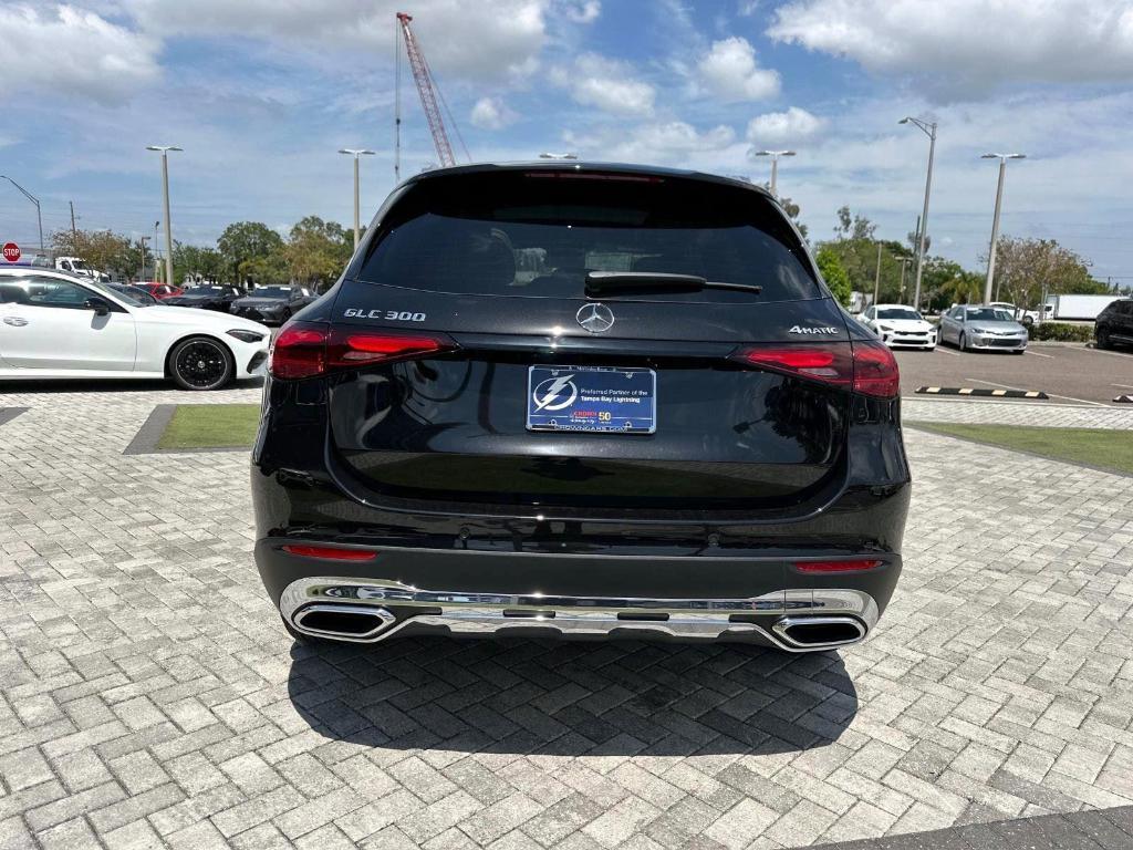 new 2025 Mercedes-Benz GLC 300 car, priced at $57,535