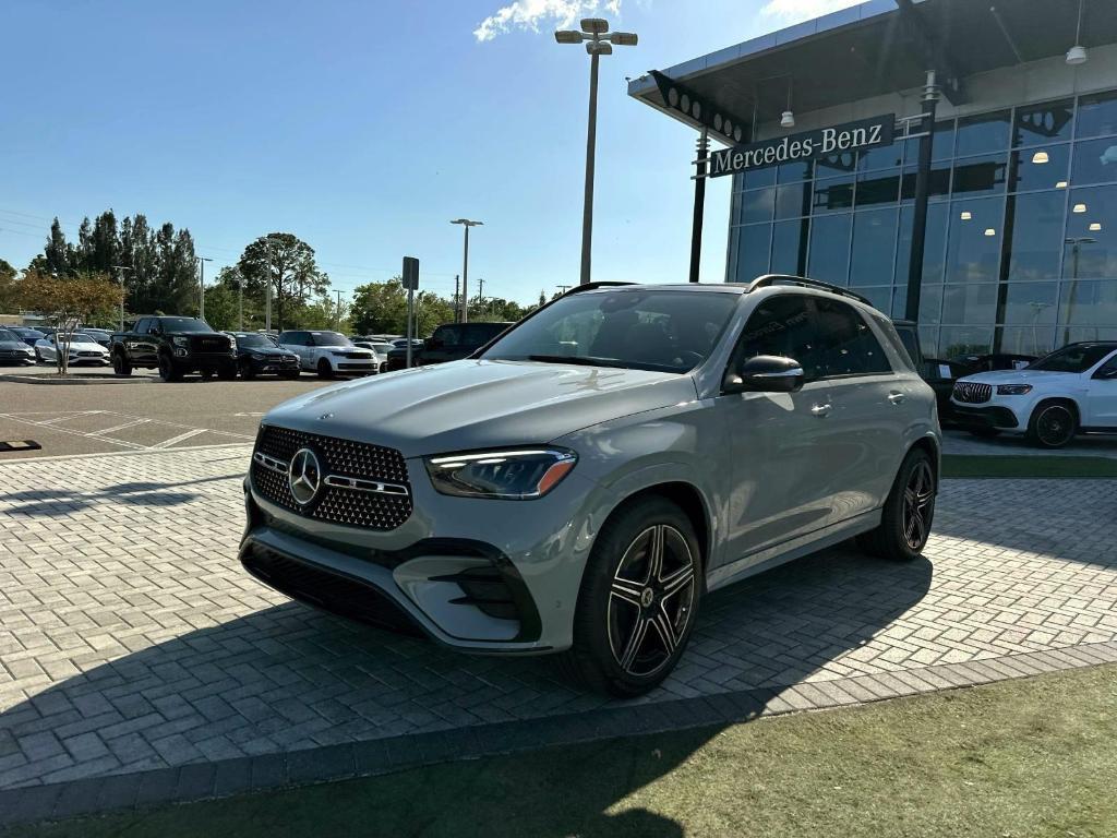 new 2025 Mercedes-Benz GLE 450 car, priced at $85,630