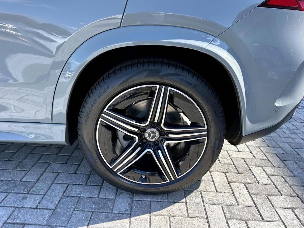 new 2025 Mercedes-Benz GLE 450 car, priced at $85,630
