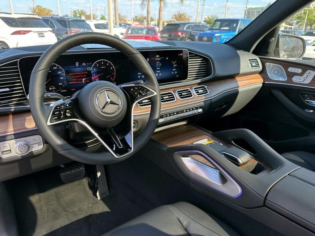 new 2025 Mercedes-Benz GLE 450 car, priced at $85,630