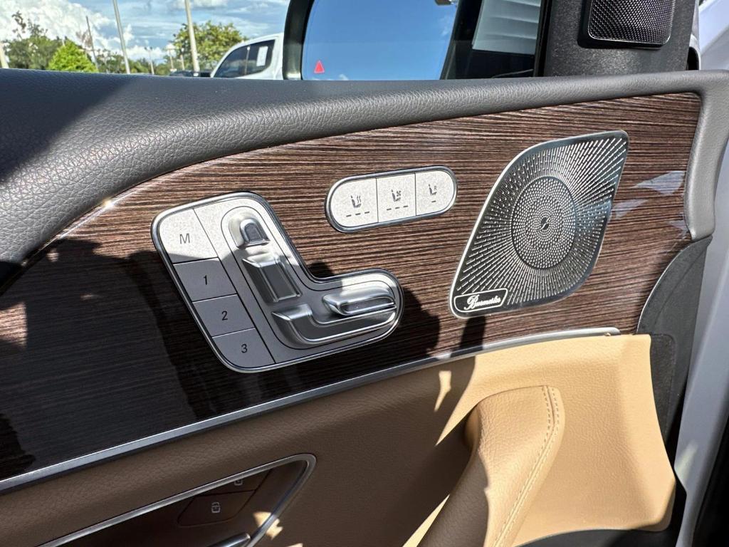 used 2024 Mercedes-Benz GLE 450 Plug-In Hybrid car, priced at $61,788