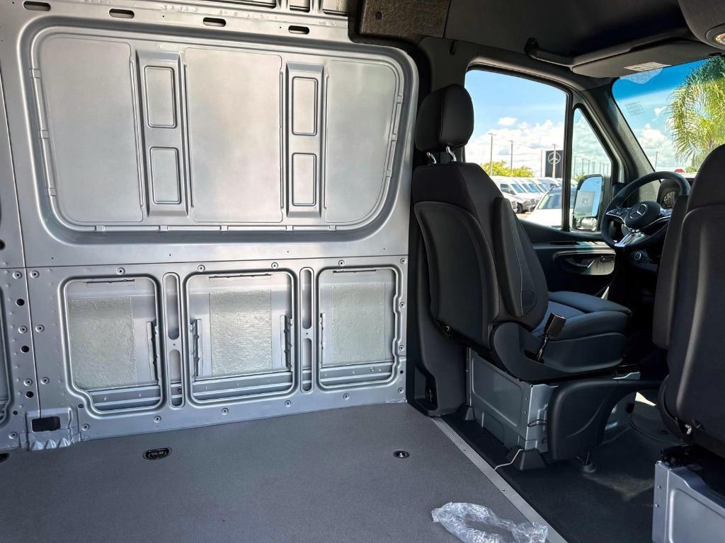 new 2025 Mercedes-Benz Sprinter 2500 car, priced at $78,173