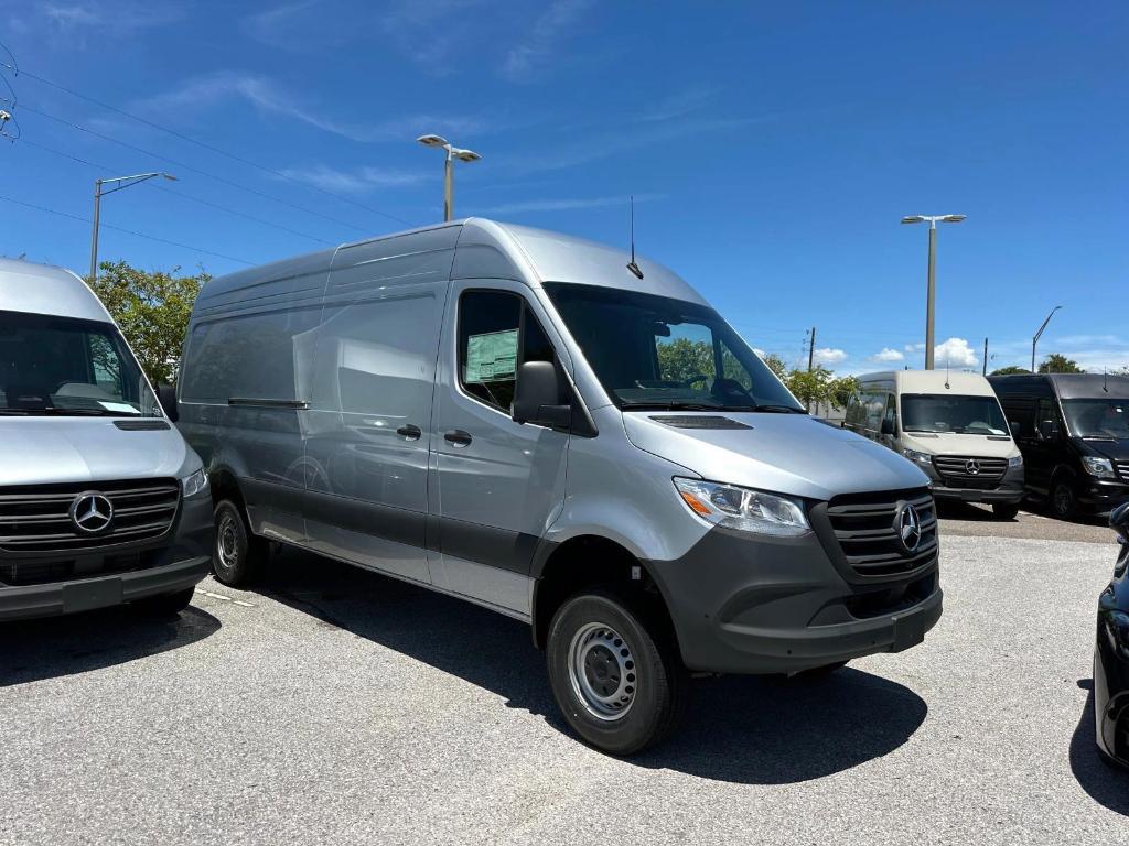 new 2025 Mercedes-Benz Sprinter 2500 car, priced at $78,173