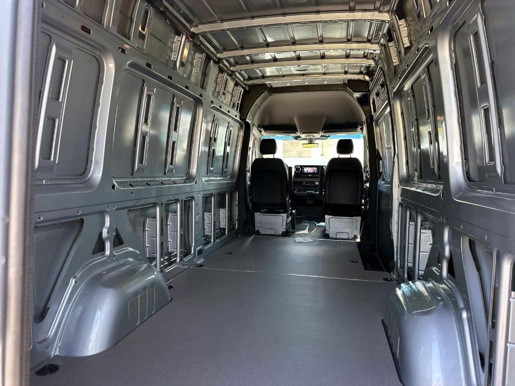 new 2025 Mercedes-Benz Sprinter 2500 car, priced at $78,173