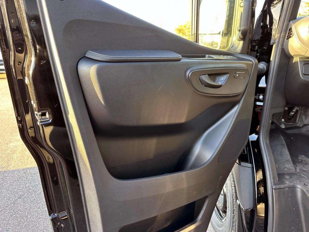 new 2025 Mercedes-Benz Sprinter 2500 car, priced at $80,863