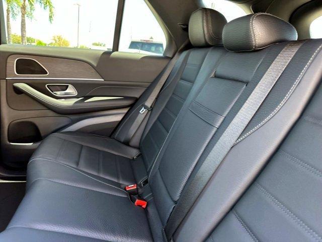 used 2022 Mercedes-Benz GLE 450 car, priced at $54,833