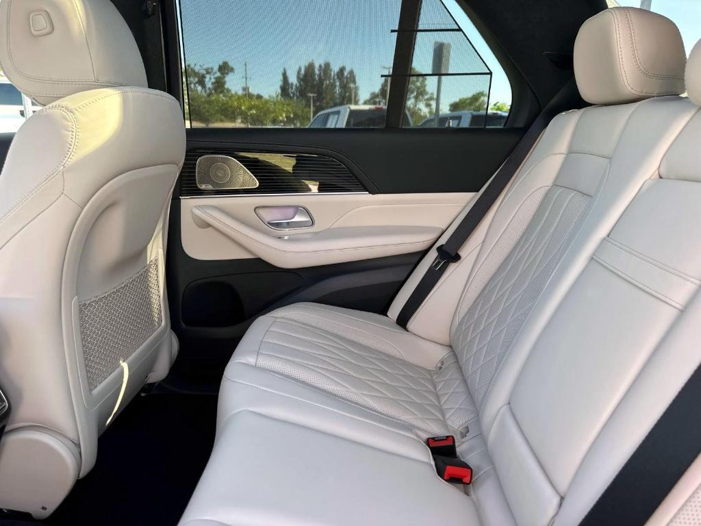 new 2025 Mercedes-Benz AMG GLE 63 car, priced at $148,150