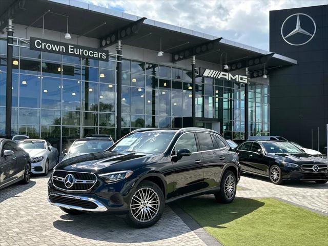 new 2024 Mercedes-Benz GLC 300 car, priced at $54,425