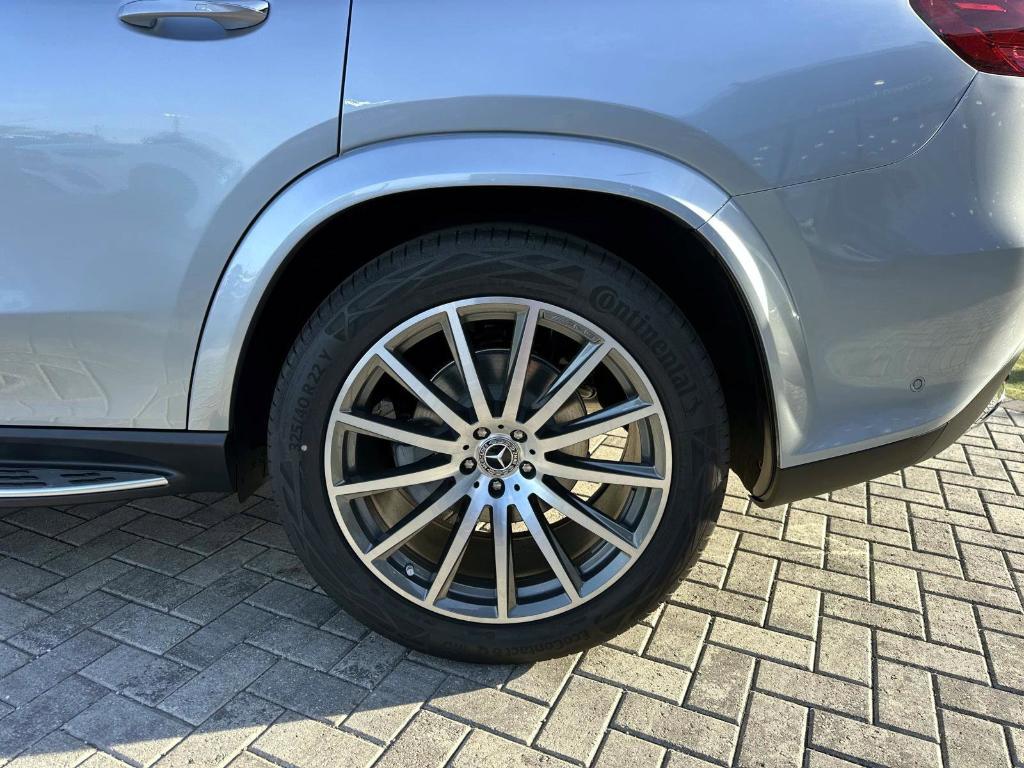 new 2026 Mercedes-Benz GLS 450 car, priced at $99,435