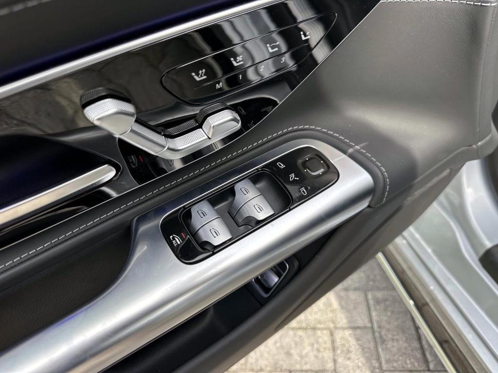 new 2026 Mercedes-Benz AMG SL 55 car, priced at $153,250