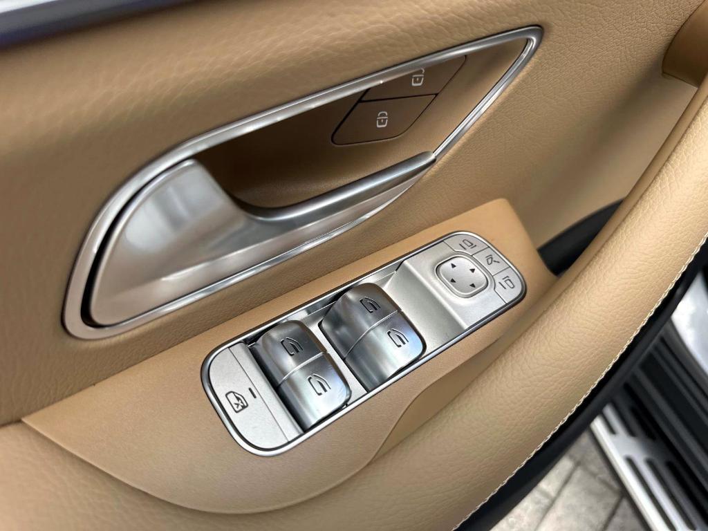 new 2026 Mercedes-Benz GLS 580 car, priced at $120,885