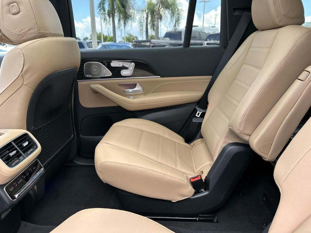 new 2026 Mercedes-Benz GLS 580 car, priced at $120,885