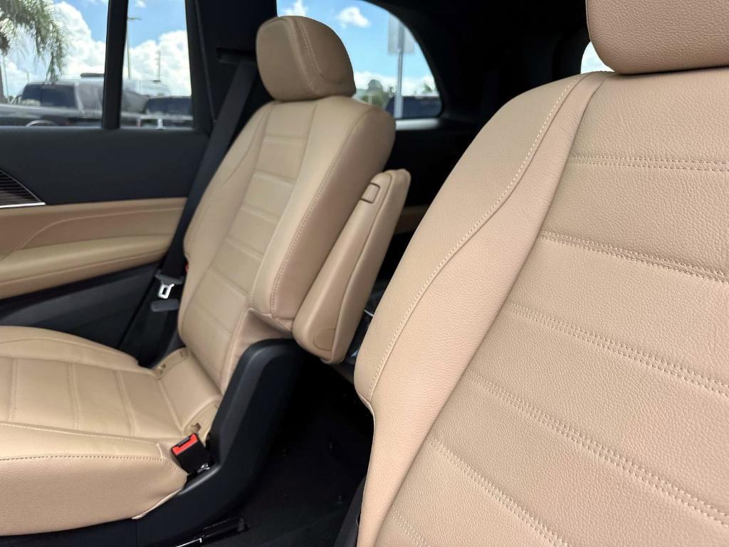 new 2026 Mercedes-Benz GLS 580 car, priced at $120,885