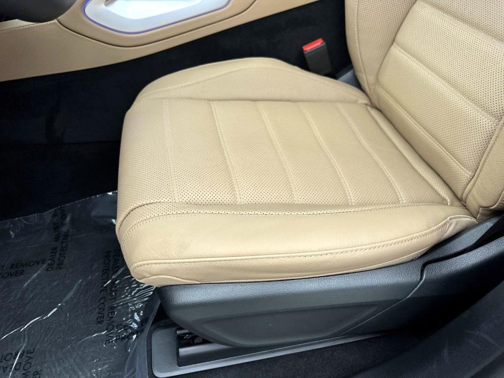 new 2026 Mercedes-Benz GLS 580 car, priced at $120,885