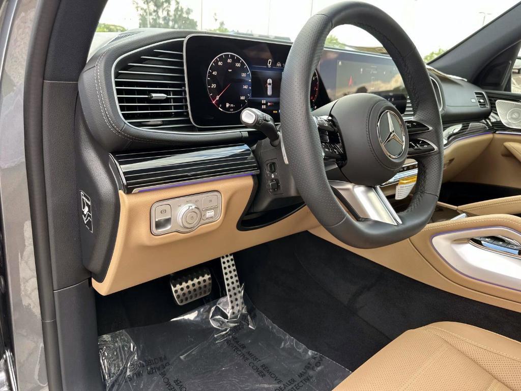 new 2026 Mercedes-Benz GLS 580 car, priced at $120,885