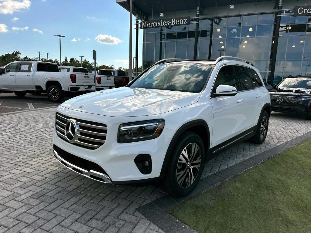new 2025 Mercedes-Benz GLB 250 car, priced at $49,460