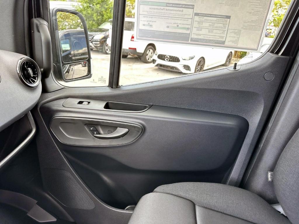 new 2025 Mercedes-Benz Sprinter 3500 car, priced at $77,144