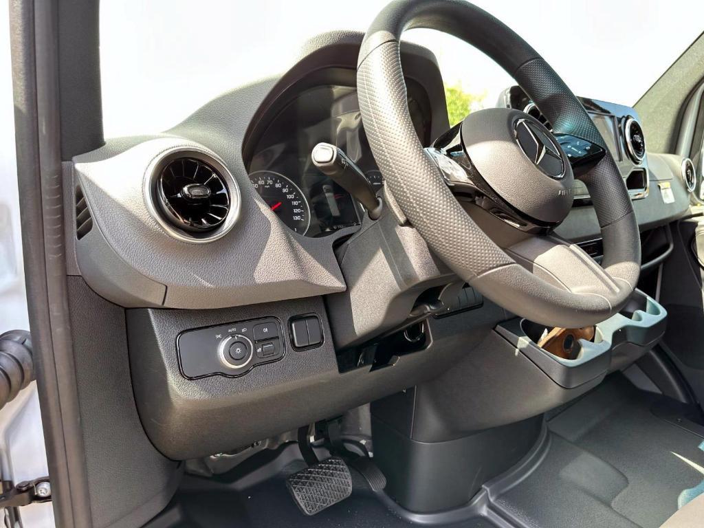 new 2025 Mercedes-Benz Sprinter 2500 car, priced at $66,640