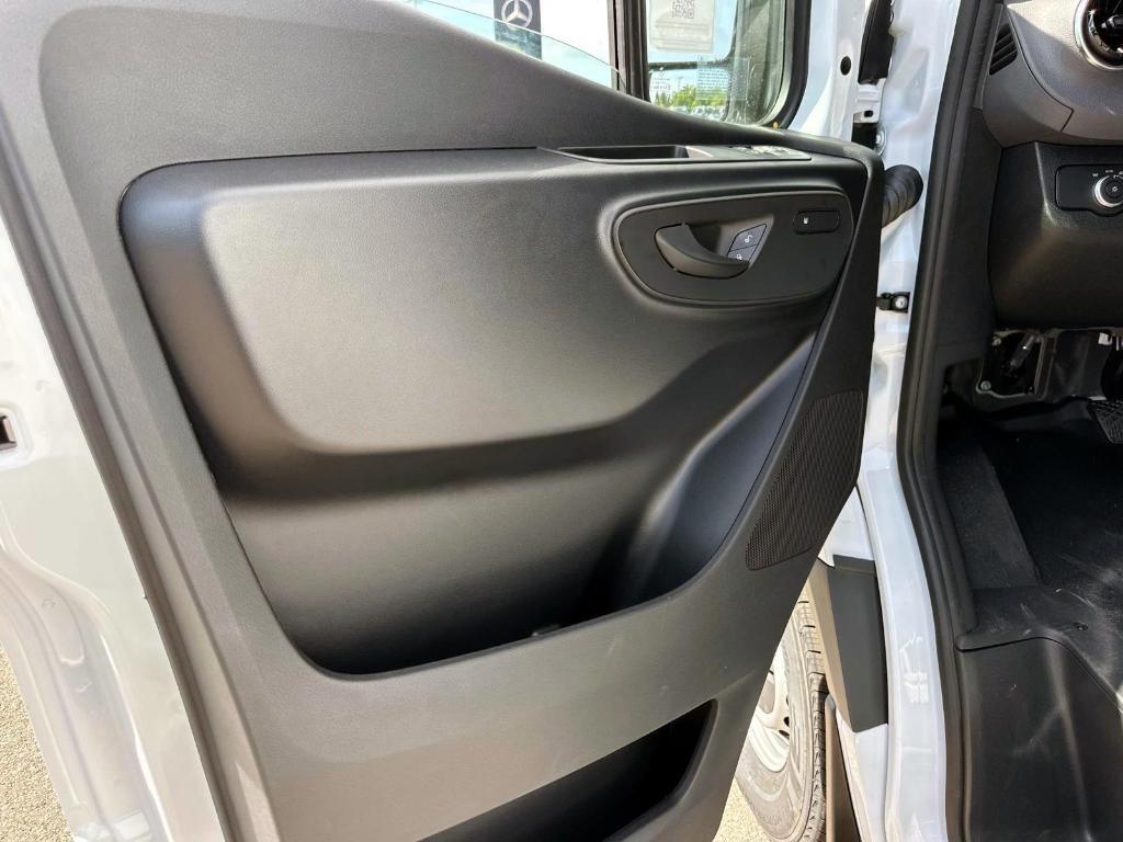 new 2025 Mercedes-Benz Sprinter 2500 car, priced at $66,640
