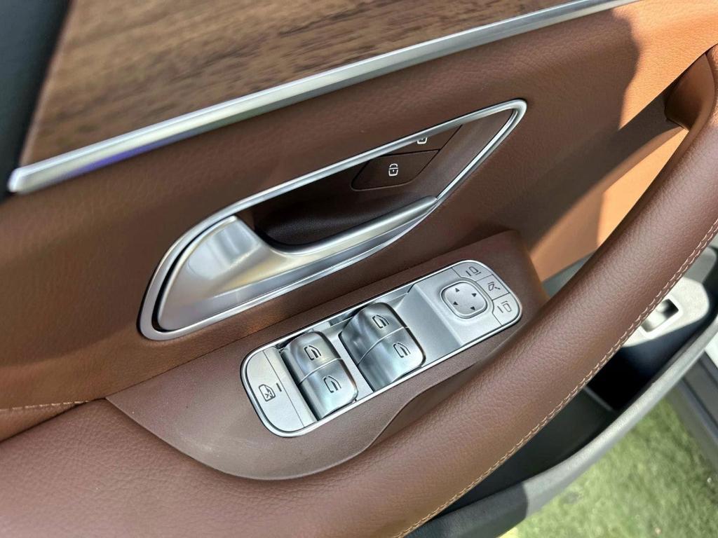 new 2025 Mercedes-Benz GLE 350 car, priced at $72,875