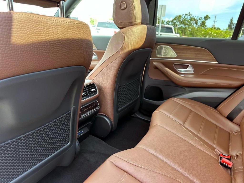 new 2025 Mercedes-Benz GLE 350 car, priced at $72,875