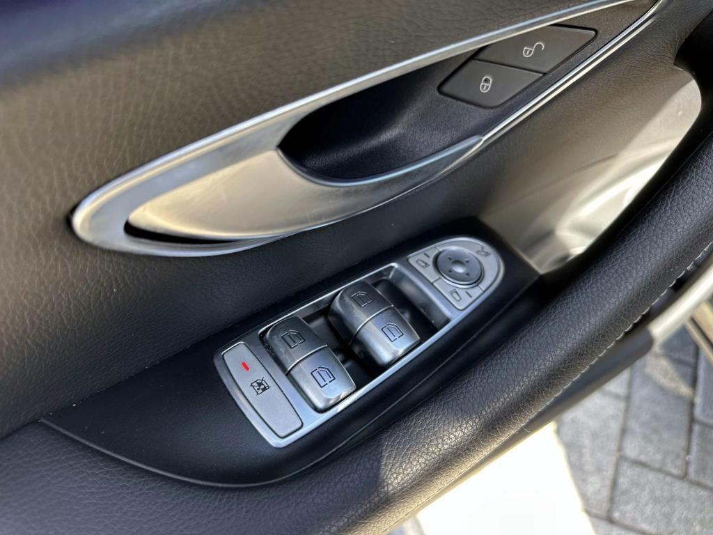 used 2022 Mercedes-Benz E-Class car, priced at $41,156