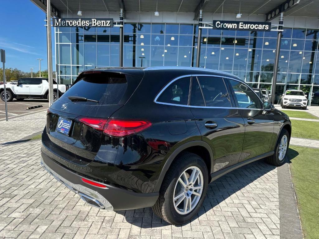 new 2025 Mercedes-Benz GLC 300 car, priced at $52,700